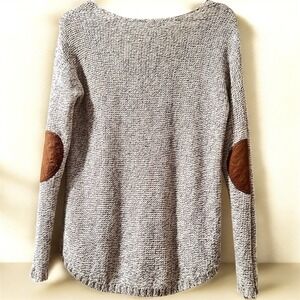 Women's Knit Long Sleeve Scoop Neck Sweater Patch Elbow Equestrian Casual Size S